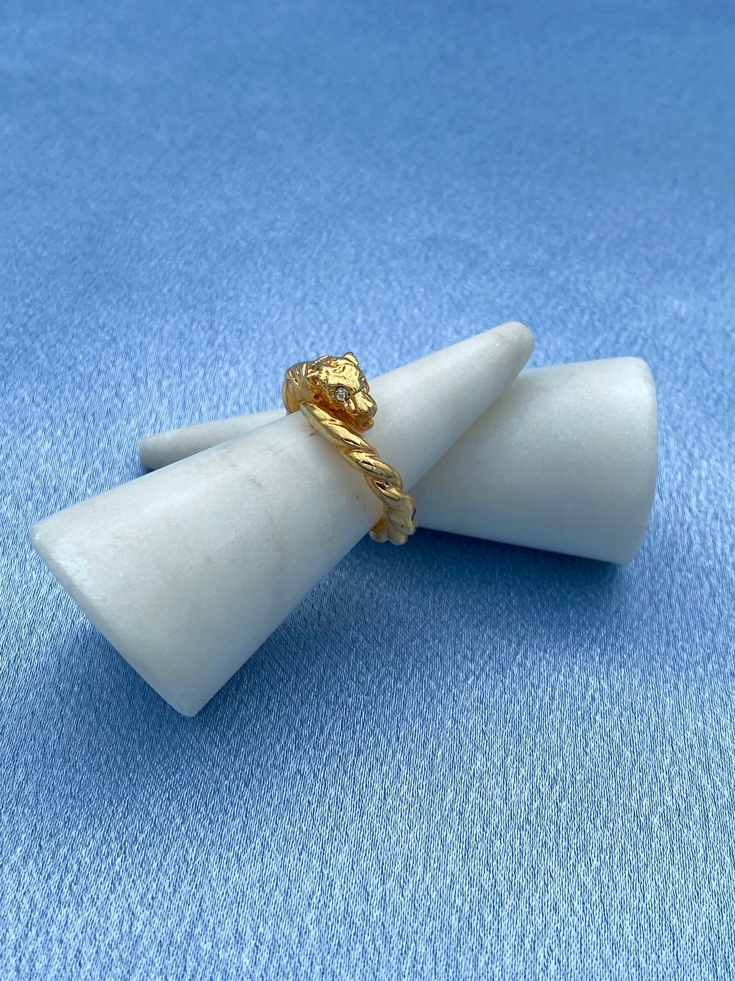 Bague félin
