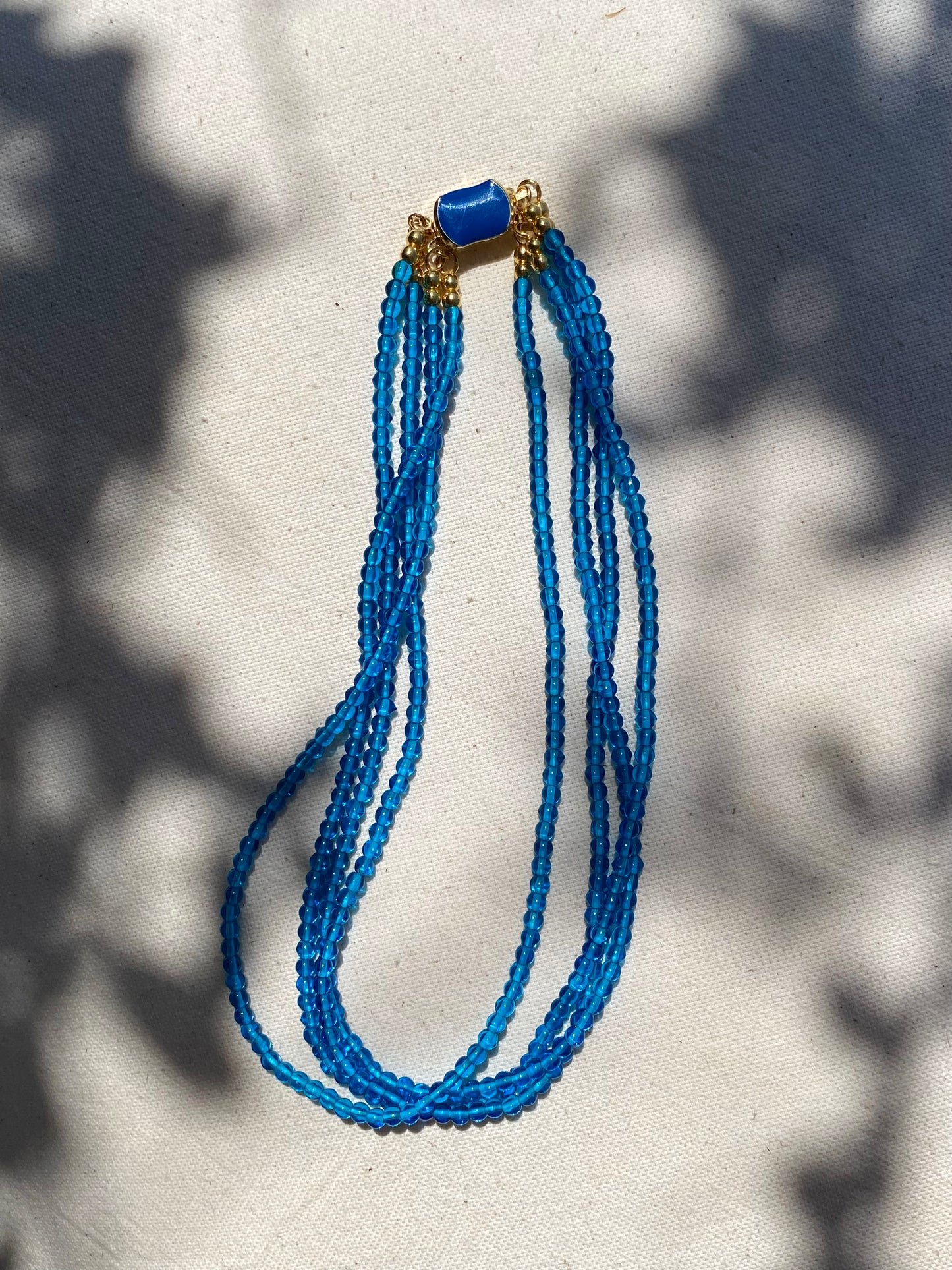 Collier de perles turquoises
