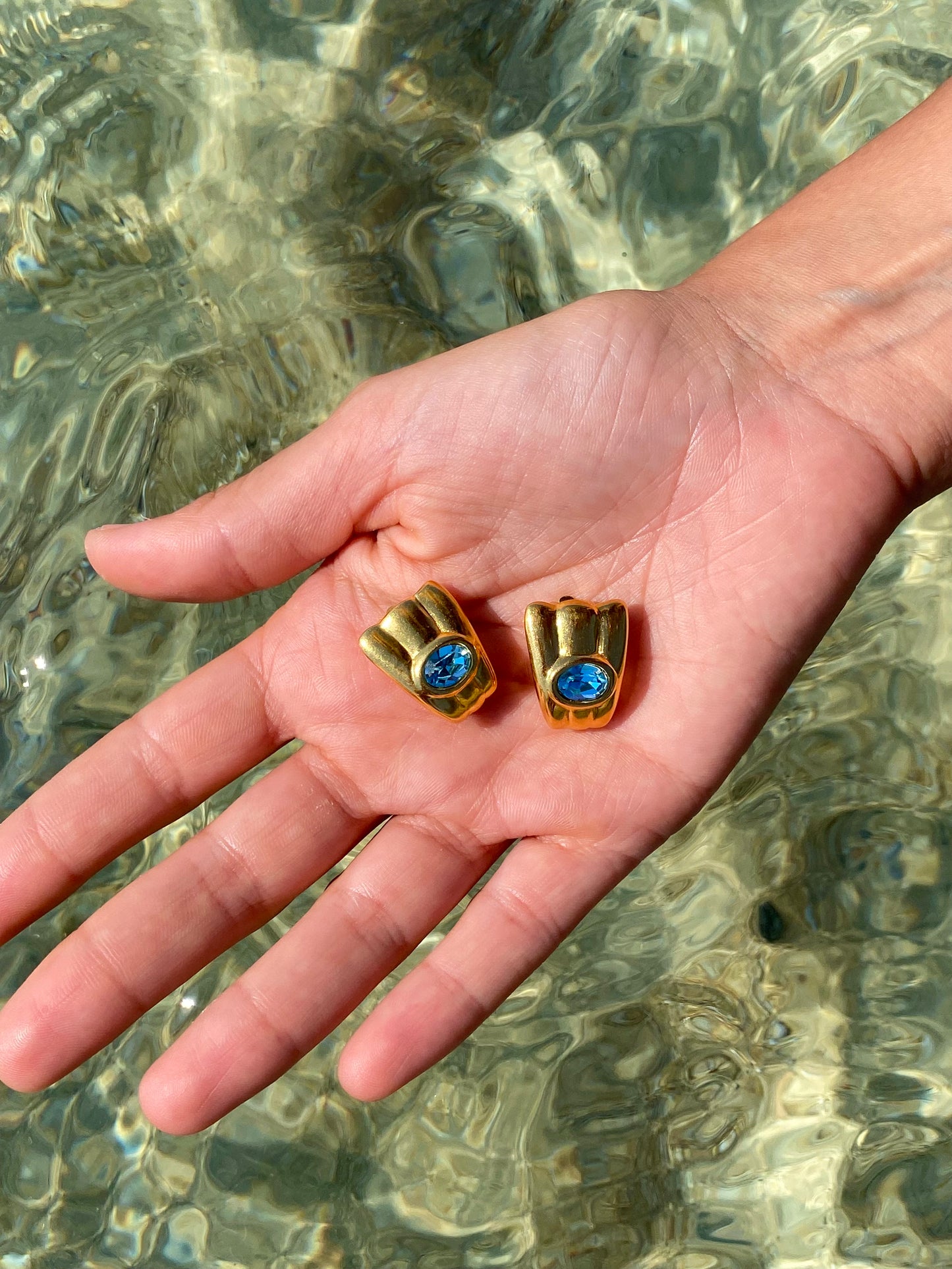 Boucles clips Courrèges