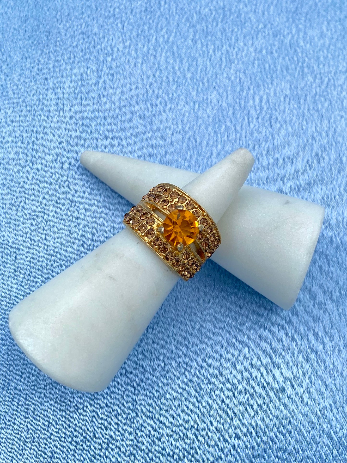 Bague strassée