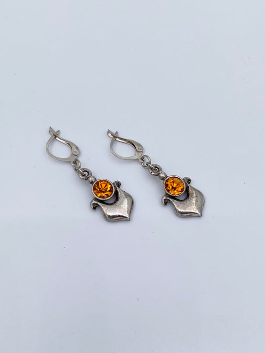 Boucles pendantes argentées
